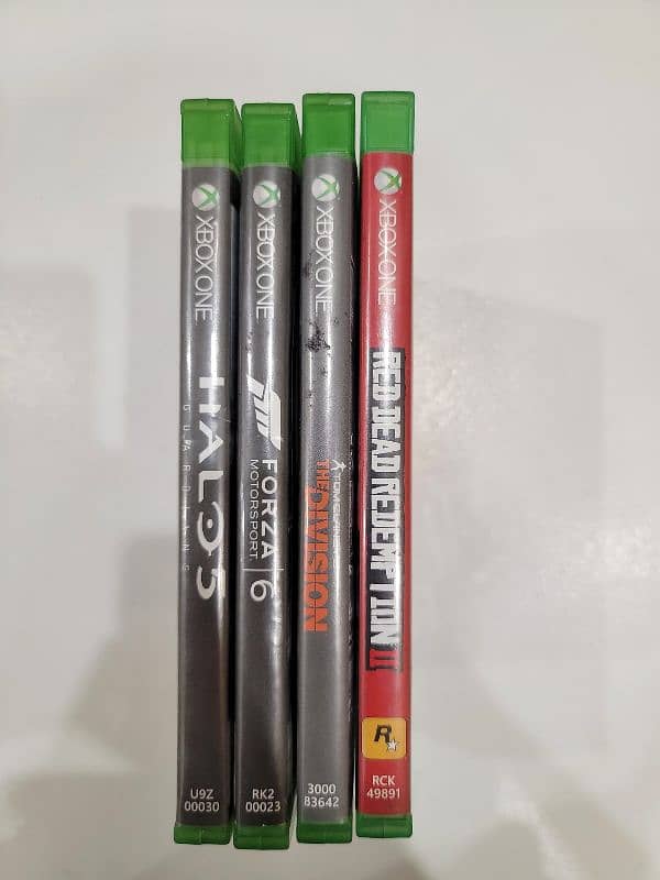 XBOX ONE 4 Games 2