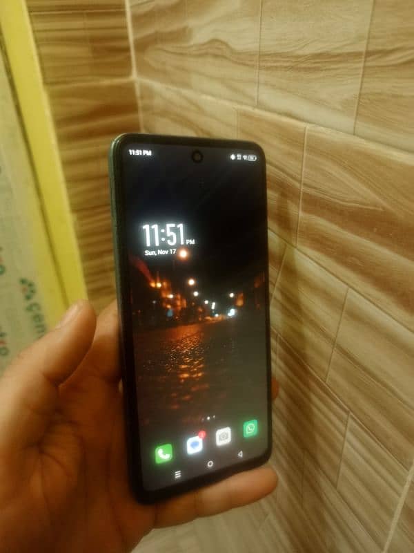 hot 40i infinix 4