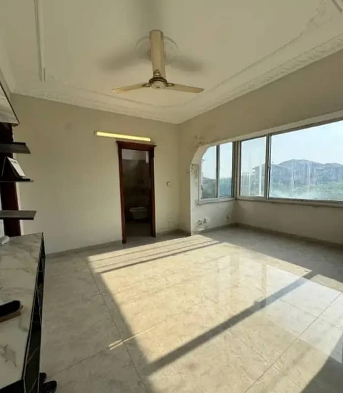 G-11/4 PHA D-Type Fully Renovated Flat For Sale 0