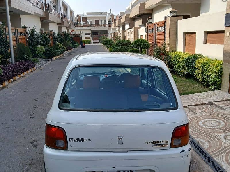 Daihatsu Cuore 2005 6