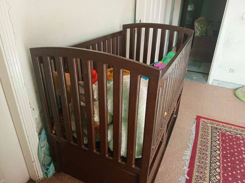 BABY COT 1