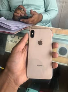 Iphone xs  64 gb  pta