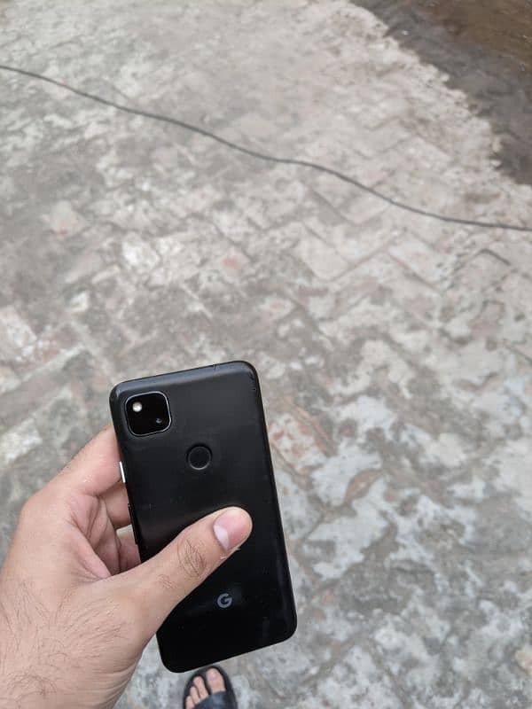 pixel 4a 12