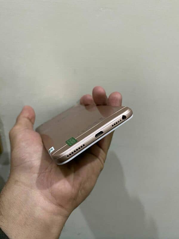 OPPO F1s 4/64 gb 2