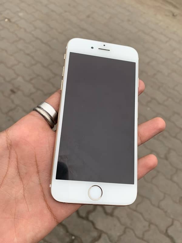 iphone 6 : 16gb : pta approved ; Urgent Sale Need Money 1