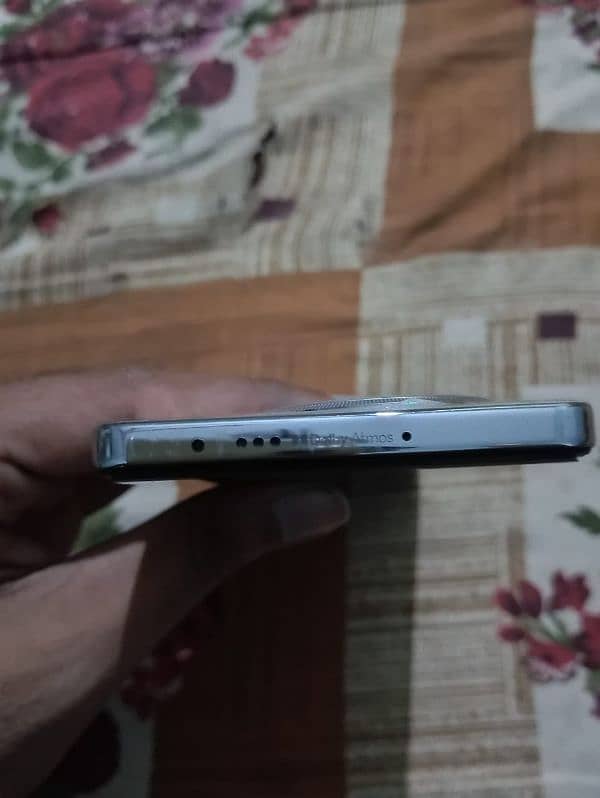 tecno camon 30 12+12 256  10/10 condition 3