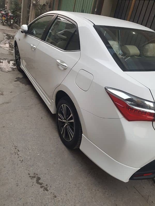 Toyota Altis Grande 2022 1