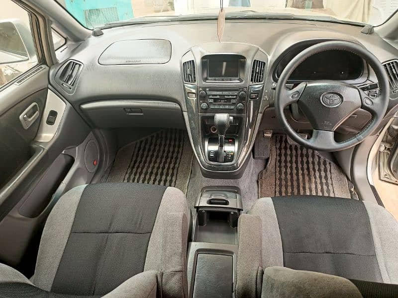 Toyota Harrier 1998 3