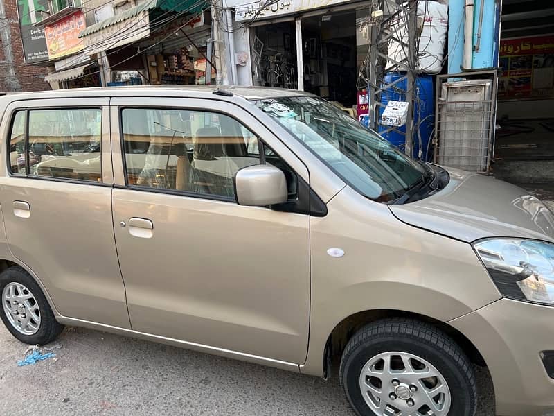 Suzuki Wagon R 2018 18