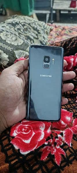 Samsung Galaxy S9 Edge 1