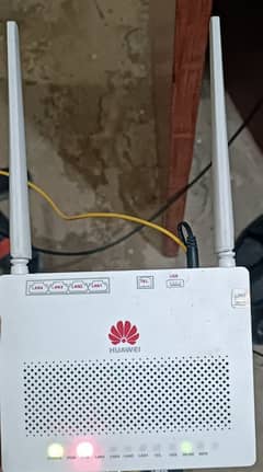 Huawei wifi router dual signals hain 2.5ghz ur 5ghz 2 signals ata hain