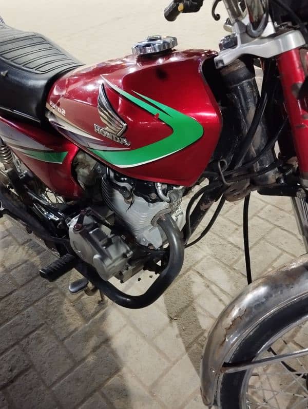 Honda 125 2014 Sukkar number 7