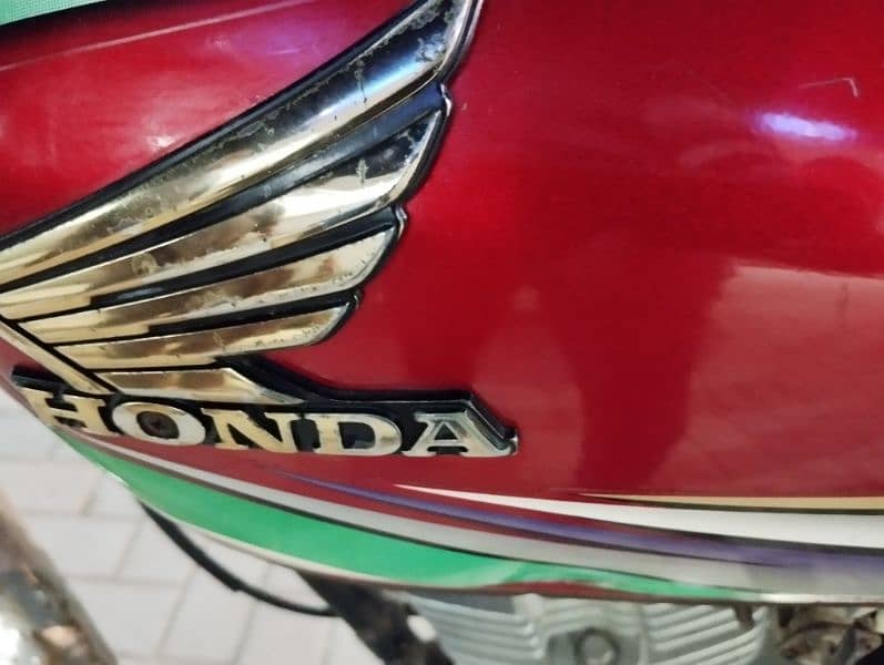 Honda 125 2014 Sukkar number 9