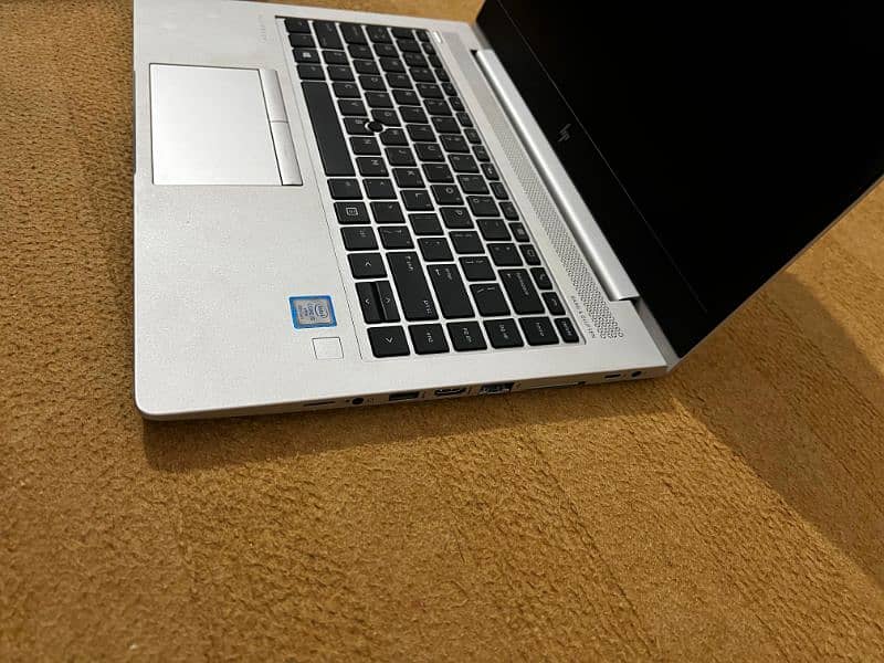 HP Elitebook 840 g5 1