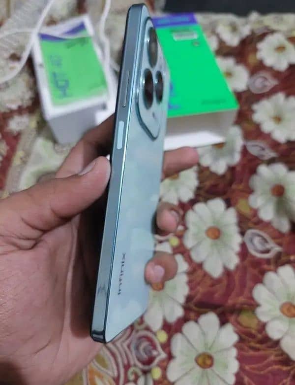 Infinix hot 40 8+256 full box 2