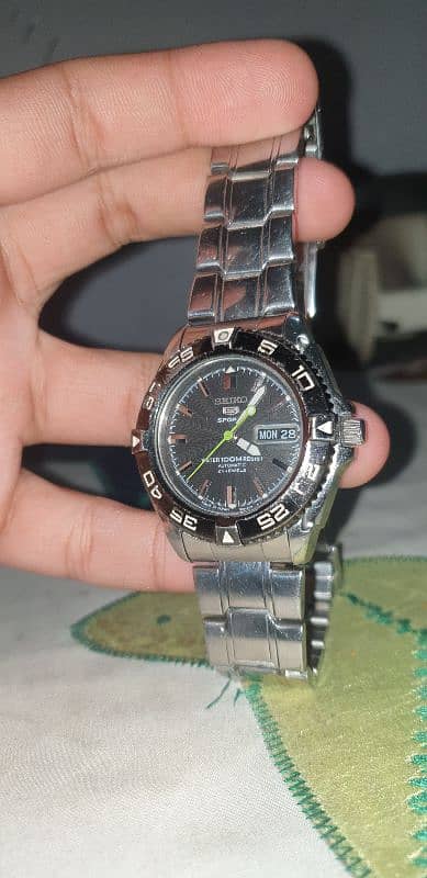 Seiko 5 Sports 1