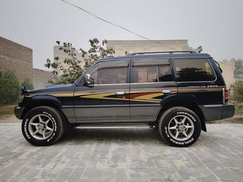 Mitsubishi Pajero 1998 1