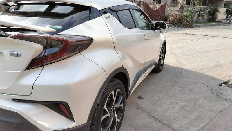 Toyota C-HR 2017 7