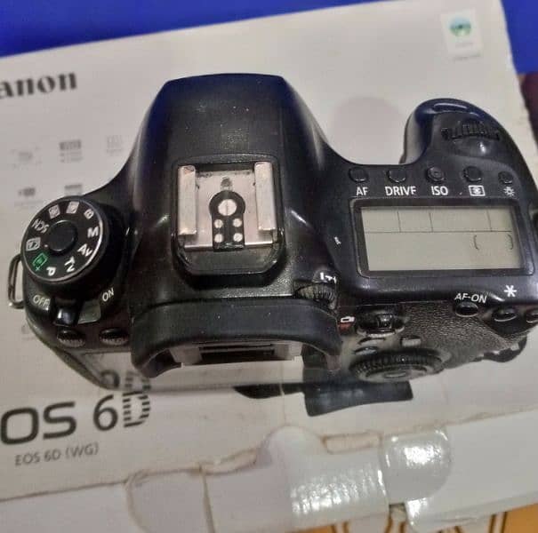 Canon 6d full frame camera with 75/300 lens 3