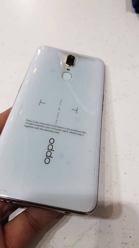 Oppo F11 3