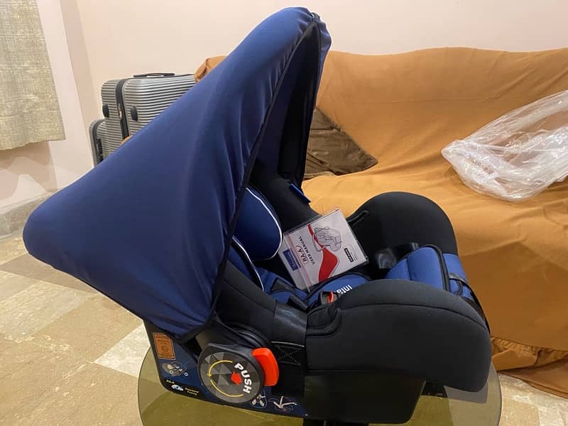 Baby Car Seat/Baby Cot 5