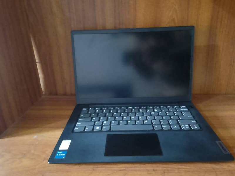 Lenovo v14 i5 12gen 1