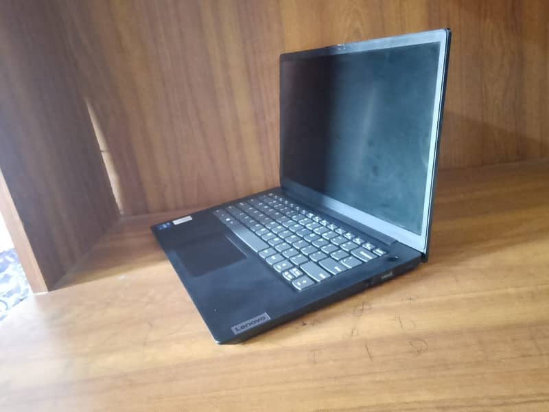 Lenovo v14 i5 12gen 2