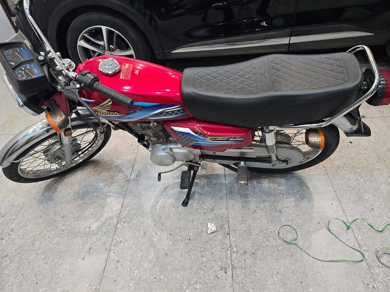 honda 125 Model 2024 Only (2500) KM Ised 3