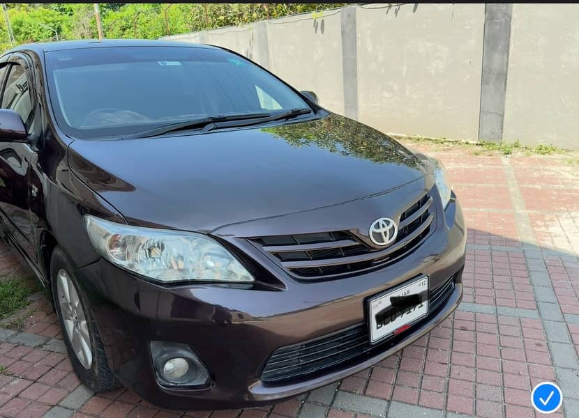 Toyota Corolla Altis 2012 6speed manual 3