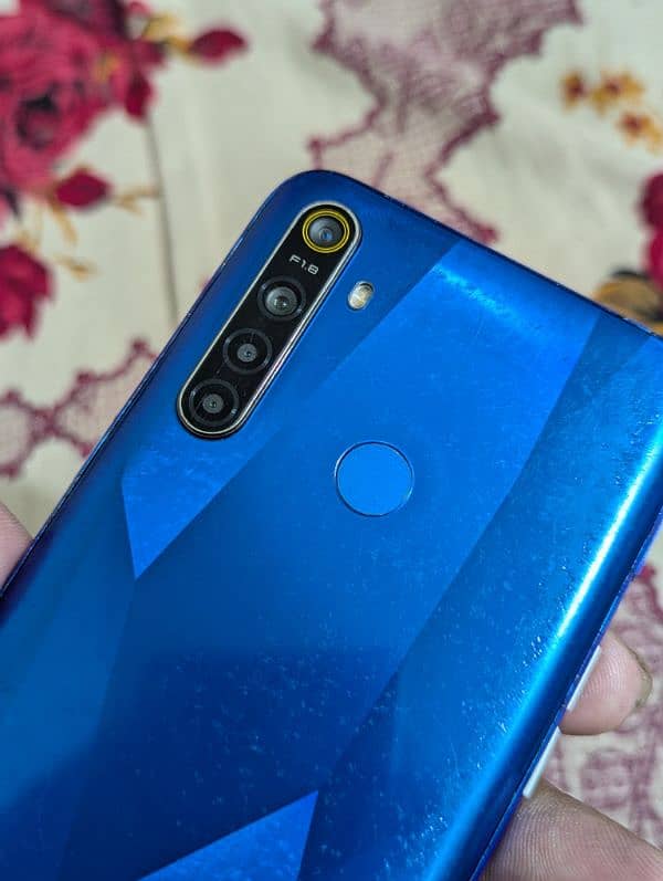 realme 5 4gb 64gb approved official 1