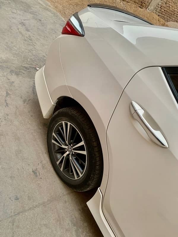 Toyota Corolla Altis 2022 4