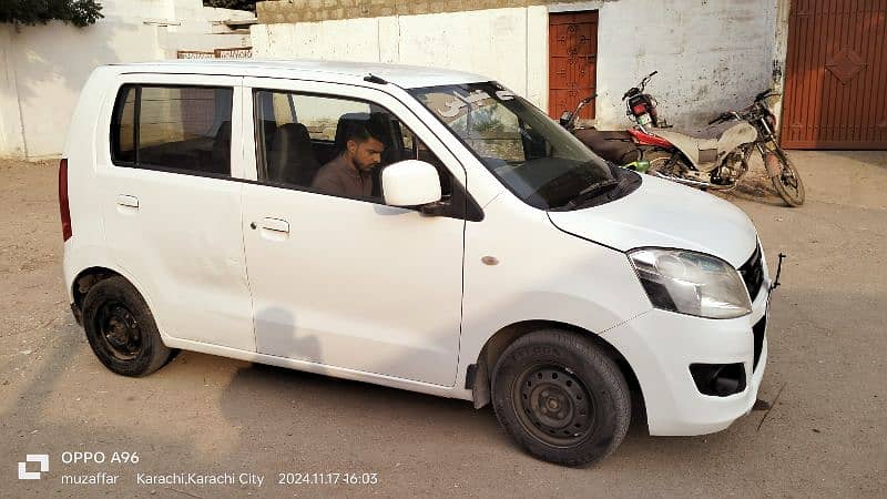 Suzuki Wagon R 2017 1