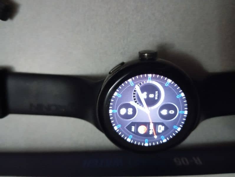 Ronin Amoled display smart watch 1