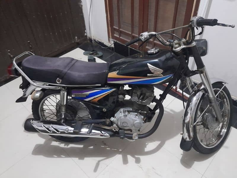 Honda CG125 Black 2009 Condition 8/10 6