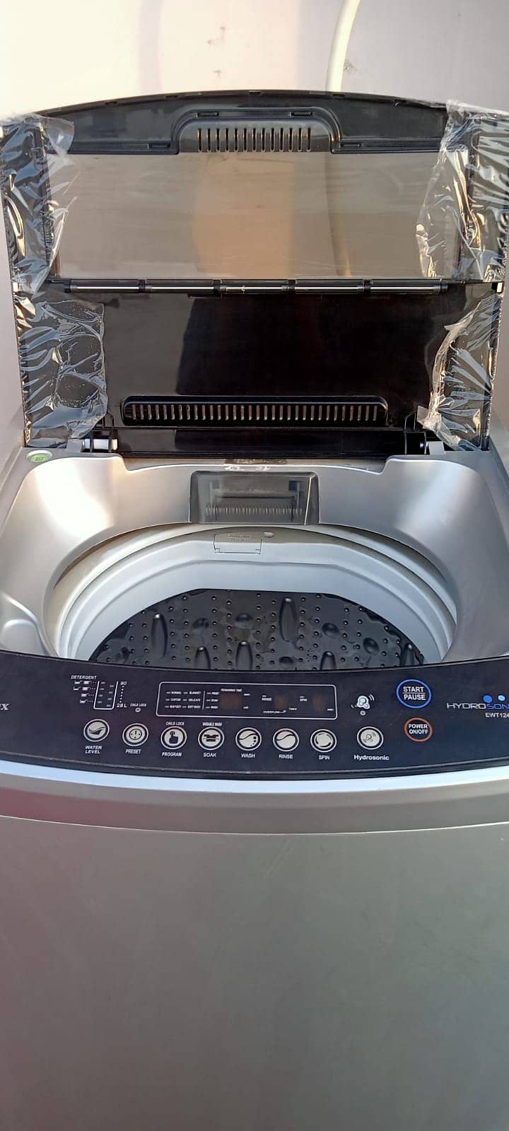 Washing machine plus dryer for sale. 3