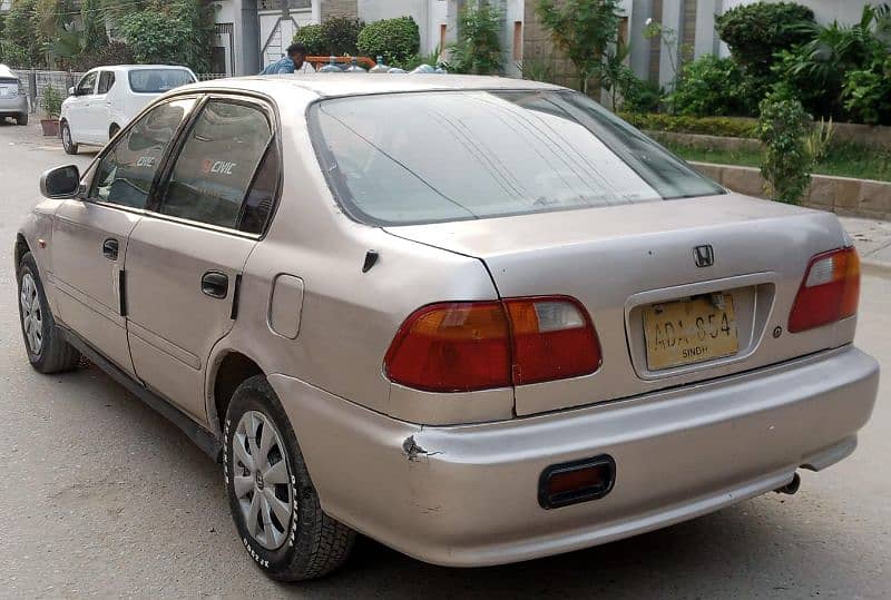 Honda Civic VTi 2000 6