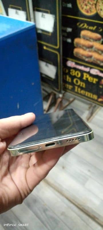 vivo y 100 8 256 with orignal charging condition 10/10 0