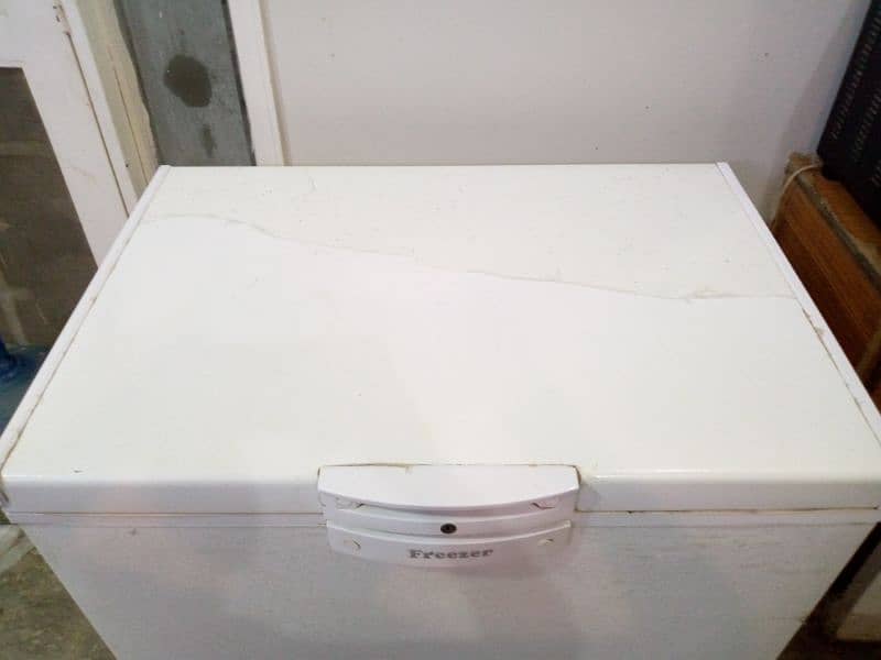 waves deep freezer for sale 3