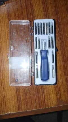 16 Pieces Screwdriver toolkit for electronic repair