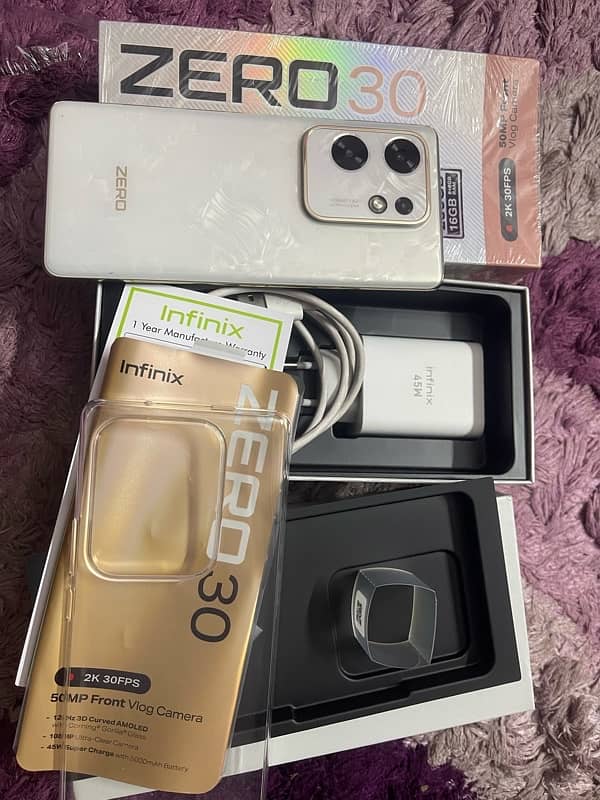 infinix Zero 30 White 7