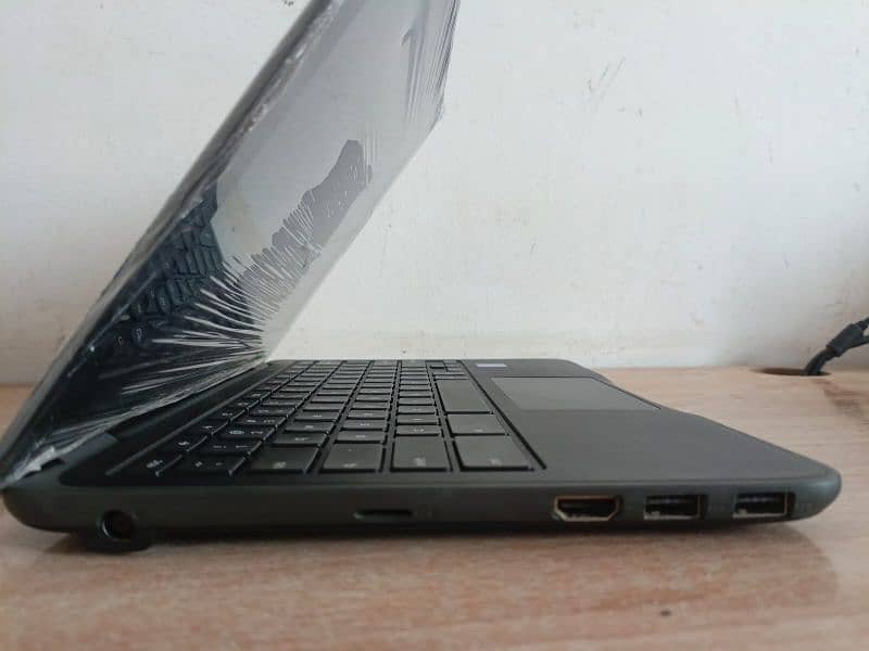 Dell Chromebook-11 (3180)  Windows 10 1