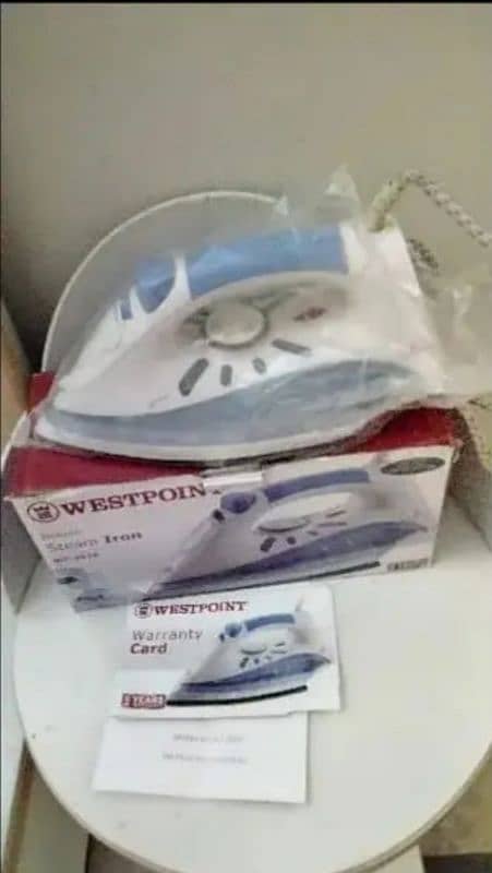 west point steam iron dabba pack 2 se 3 month use excellent condition 5