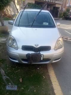 Toyota Vitz 2003