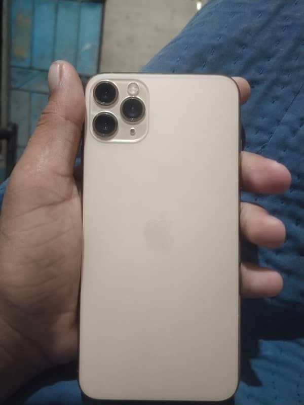 iPhone 11 Pro Max 0