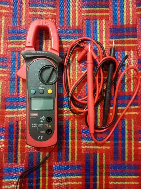 Uni. t Model 203 original imported Ac/DC clamp multimeter 0