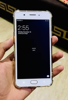 OPPO F1s