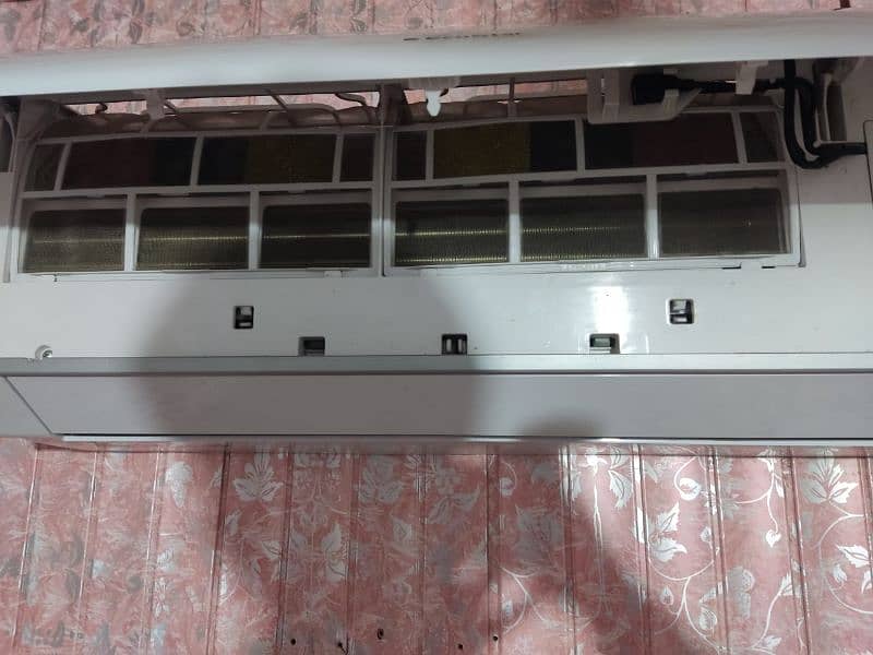 ECO STAR AC For Sale Like New Just 2 month Use like na hone k barabar 6