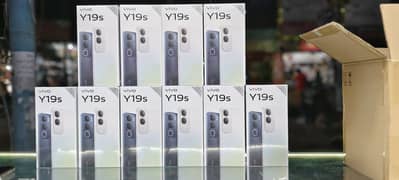 vivo y19s 4+4/128 new model box pack one year warranty