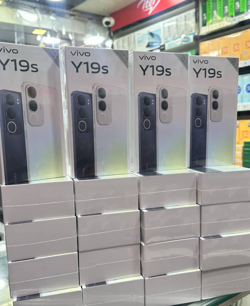 vivo y19s 4+4/128 new model box pack one year warranty 4