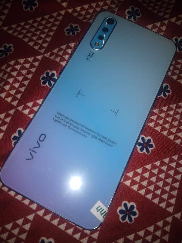 Vivo s1 8/256 1